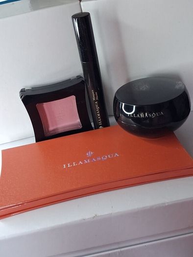 Illamasqua - Makeup Bundle - Brand New