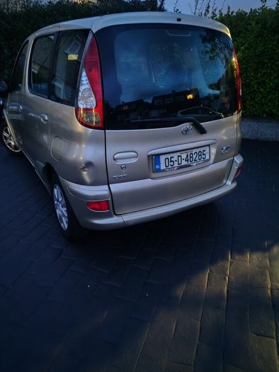 2005 Toyota Yaris