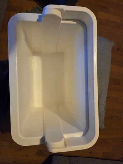 Cool box