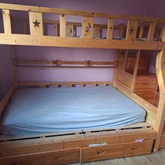 triple bunk