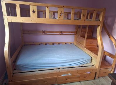 triple bunk