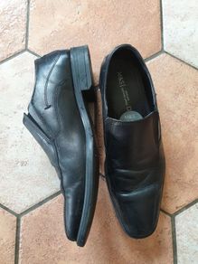 Clarks leather shoes UK6