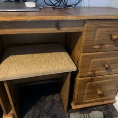 mirror & table and drawers