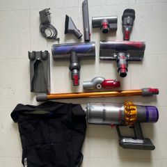 Dyson V15