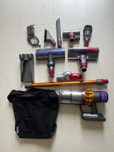 Dyson hoover