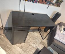 Ikea Micke Black Desk