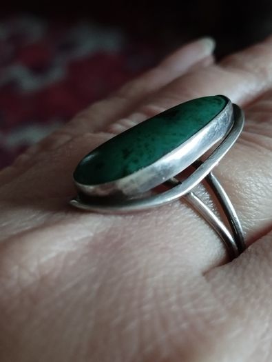 Vintage silver 925  ring with Eilat stone.