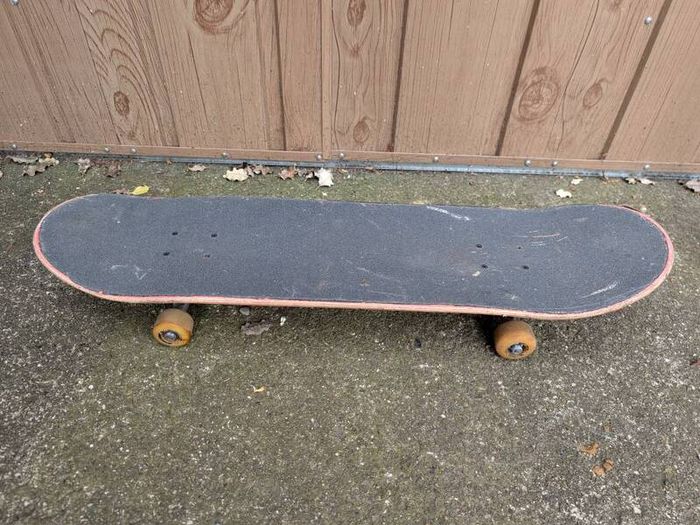 skateboard