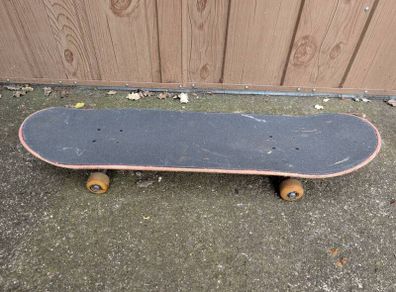 skateboard