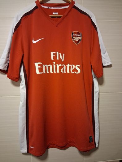 Arsenal Jersey. Official Nike Arsenal Mens Home Jersey From Season 2008 / 2010. Authentic Original From The Time. Not A Modern Day Remake.