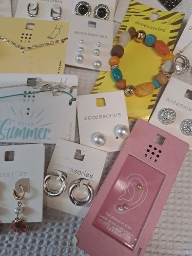 Large 20 piece bundle of new jewellery