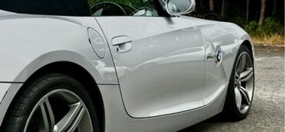 2007 BMW Z4 2.5L 6- speed Manual