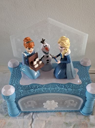 Disney musical jewellery box