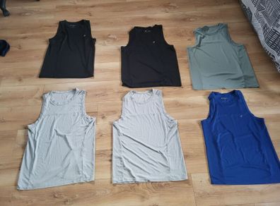 sleevless t shirt