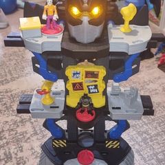 Fisher-Price Imaginext DC Super Friends Transforming Batcave
