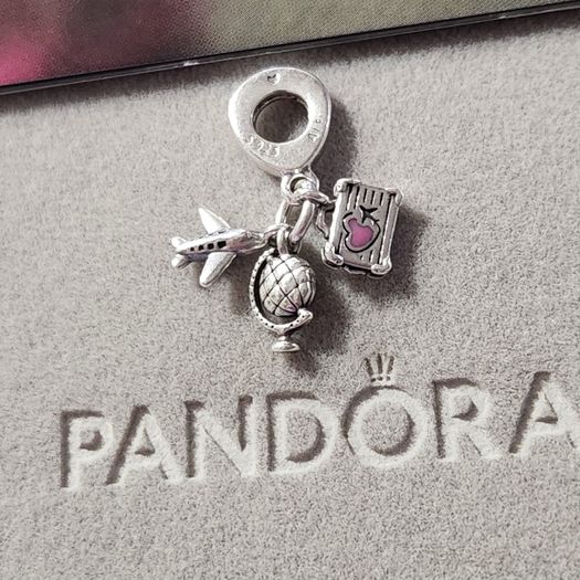 Pandora travel trio charm