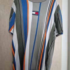 Tommy Hilfiger t shirt