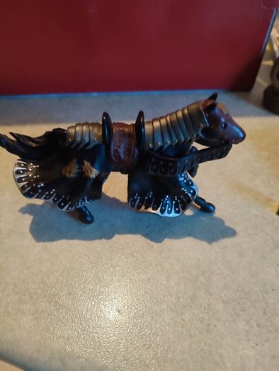 Papo Medieval Black Gold & Armored Knights Dragon Horses