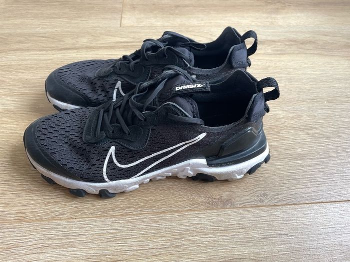 nike  black D/MS/X react