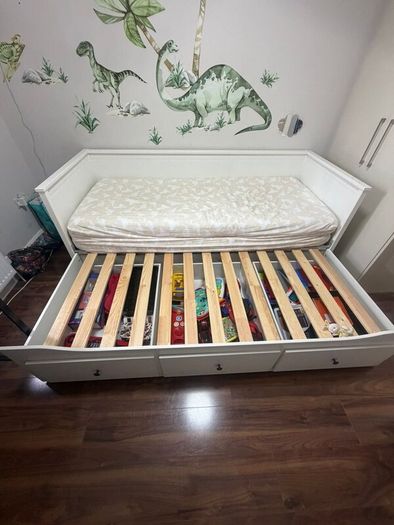 Hemnes Daybed with 3 Drawers  White  200