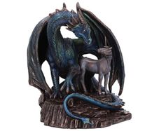 Protector of Magick Bronze 17.5cm