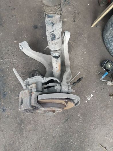 audi a4 b8 nearside passenger side complete rear hub suspension