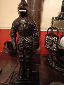 Cast iron knight