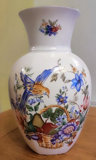 Royal Tara Symphony Vase Fine Bone China