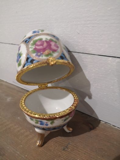 Vintage Porcelain egg