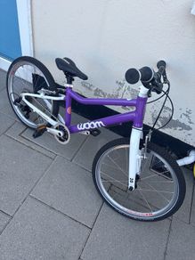 Woom 4 Purple Excellent Condition