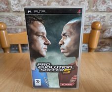 Sony PSP Game Pro Evolution Soccer 5