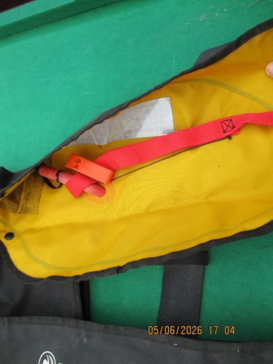 Adult Self Inflating Life Vest