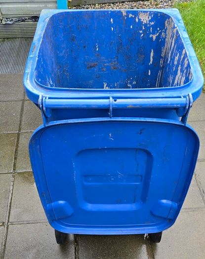 Large Recycling Weber Blue bin 240l