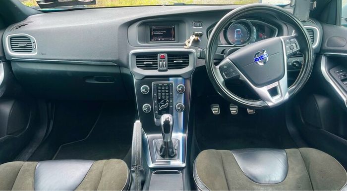 Volvo V40 2.0 D2