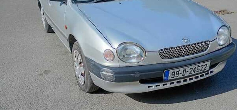 1999 Toyota Corolla