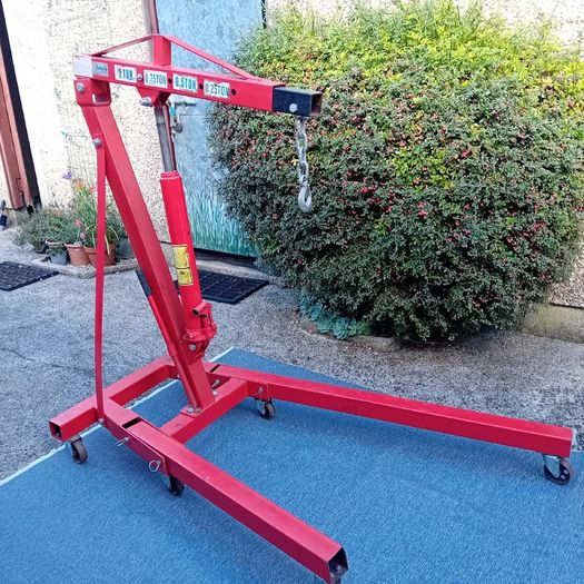 Engine Hoist