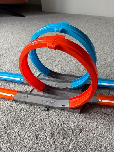 Hotwheels Folding Double Loop