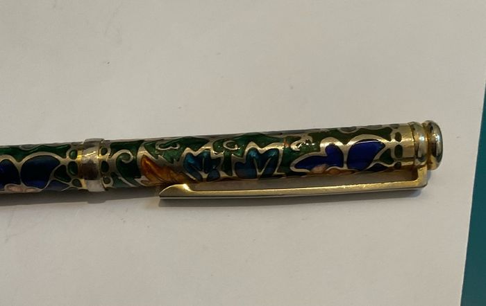 Cloisonne Floral Ink Pen : Vintage (1990) green and gold