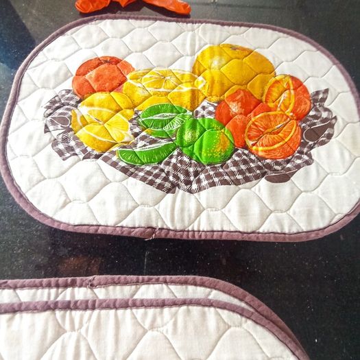 1980s dinner place mats