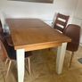 Table and chairs Image 2
