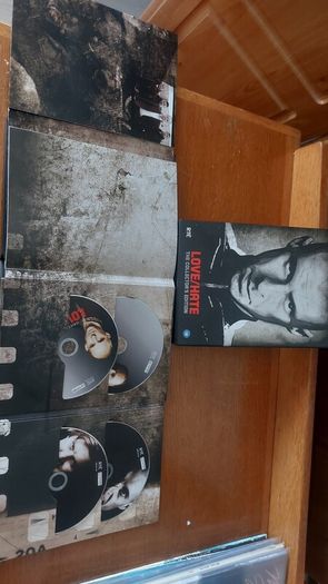 love/Hate collectors Edition Boxset