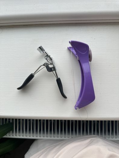 Eyelash Curler and Threading Device