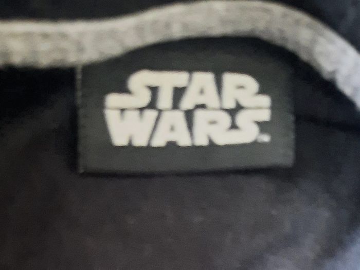 Star Wars Chewbacca long sleeve top in very good condition with no issues see last two photos for exact measurements FREE STANDARD POSTAGE INCLUDED