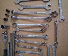 car parts and acceries