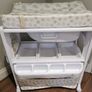 Babylo Changing Table Image 4