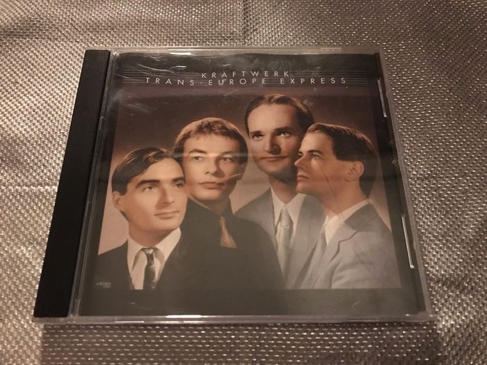 KRAFTWERK | Trans-Europe Express