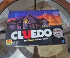 Cluedo The Classic Mystery Board Game 2011 2012 Edition