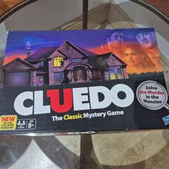 Cluedo The Classic Mystery Board Game 2011 2012 Edition