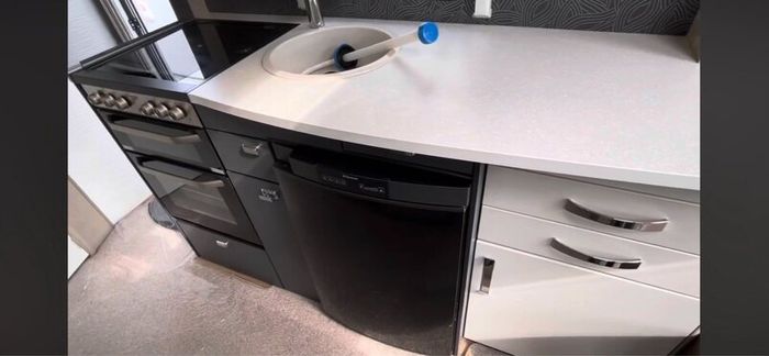 2016 caravan + Awning & Annex