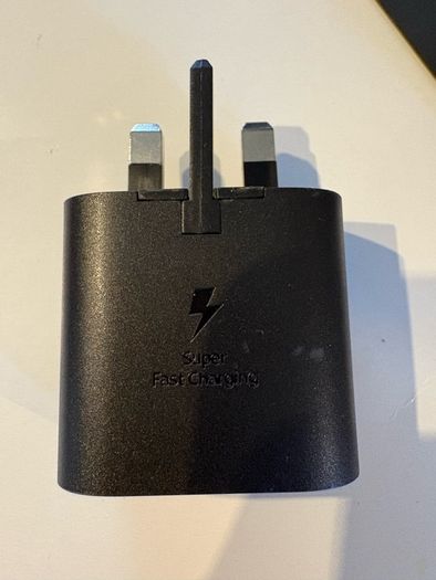New Samsung fast charger 25W Plug and C type cable
